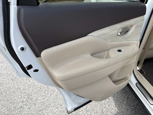 Used 2016 Nissan Murano SL FWD image 21