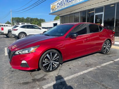 Used 2020 Nissan Altima 2.5 SR w/ Premium Package