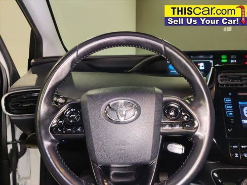 Used 2019 Toyota Prius XLE FWD image 15