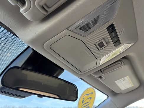 Used 2023 Toyota RAV4 Adventure image 37