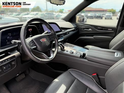 Used 2024 Cadillac Escalade Sport w/ LPO, Floor Liner Package AWD/4WD image 32