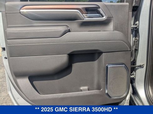 New 2025 GMC Sierra 3500 Denali w/ Denali Reserve Package image 29