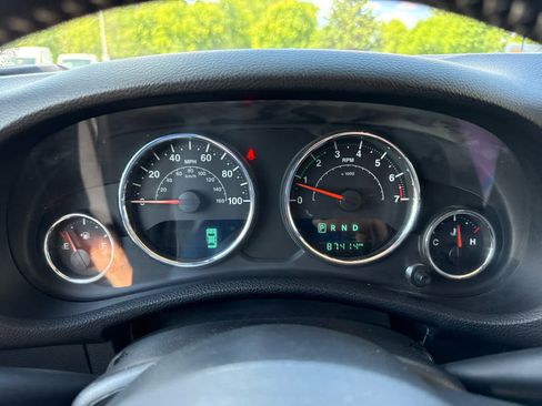 Used 2017 Jeep Wrangler Unlimited Sport AWD/4WD image 10