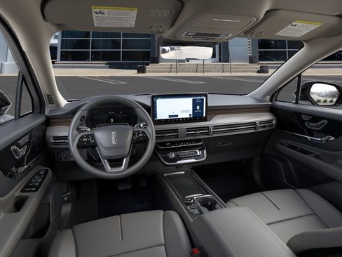 New 2026 Lincoln Corsair Reserve AWD/4WD image 9