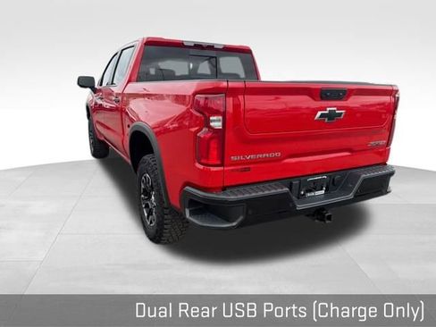 Used 2024 Chevrolet Silverado 1500 ZR2 image 14