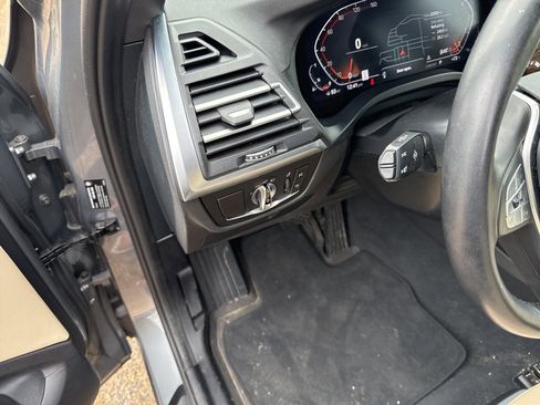 Used 2023 BMW X3 sDrive30i w/ Premium Package image 13