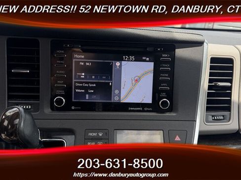 Used 2019 Toyota Sienna XLE Premium AWD/4WD image 21