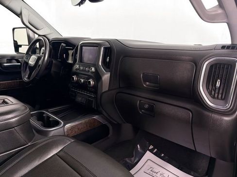 Used 2021 GMC Sierra 2500 Denali w/ Denali Ultimate Package image 32