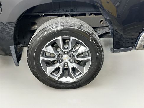 Used 2024 Chevrolet Silverado 1500 LT image 11