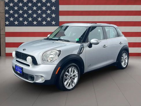 Used 2014 MINI Cooper Countryman S image 2