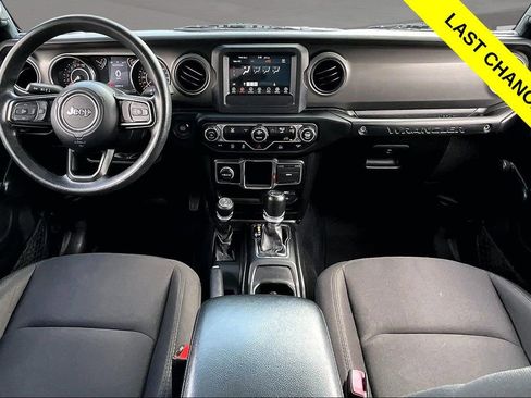 Used 2022 Jeep Wrangler Unlimited Sport AWD/4WD image 16