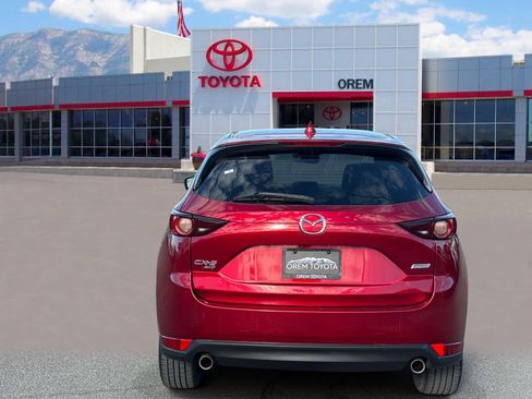 Used 2018 MAZDA CX-5 Touring w/ Preferred Equipment Package AWD/4WD image 4