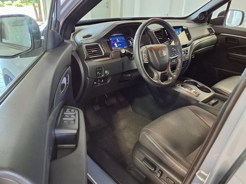 Certified 2023 Honda Passport EX-L image 6