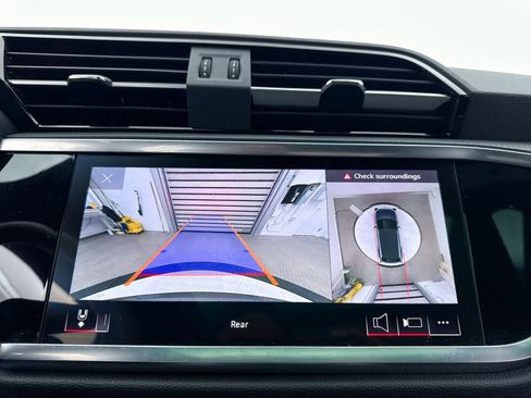 Used 2023 Audi Q3 2.0T Premium Plus w/ Premium Plus Package image 8