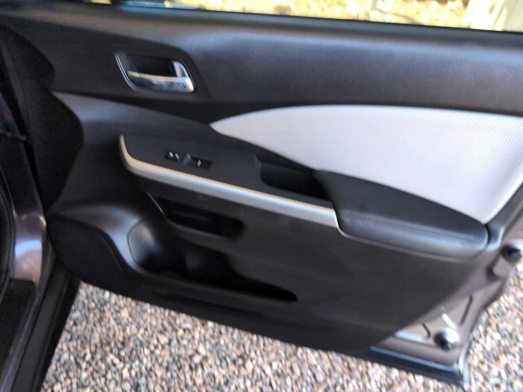 Used 2015 Honda CR-V Touring image 25