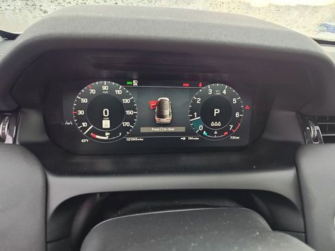 Used 2024 Land Rover Discovery Sport S AWD/4WD image 10