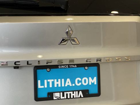 Used 2024 Mitsubishi Eclipse Cross SE image 11