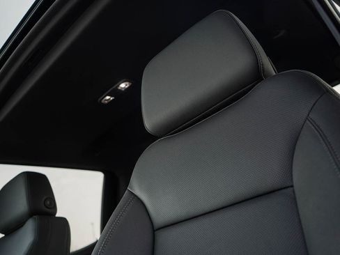 New 2026 GMC Sierra 1500 SLT w/ SLT Premium Plus Package image 18