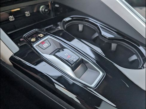 New 2025 Audi Q5 Premium Plus image 14