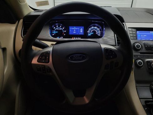 Used 2016 Ford Taurus SE image 22
