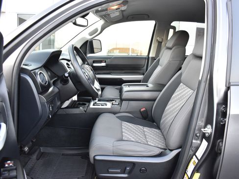 Used 2019 Toyota Tundra SR5 image 13