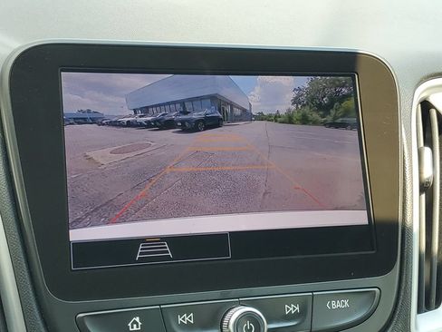 Used 2024 Chevrolet Malibu LT FWD image 14