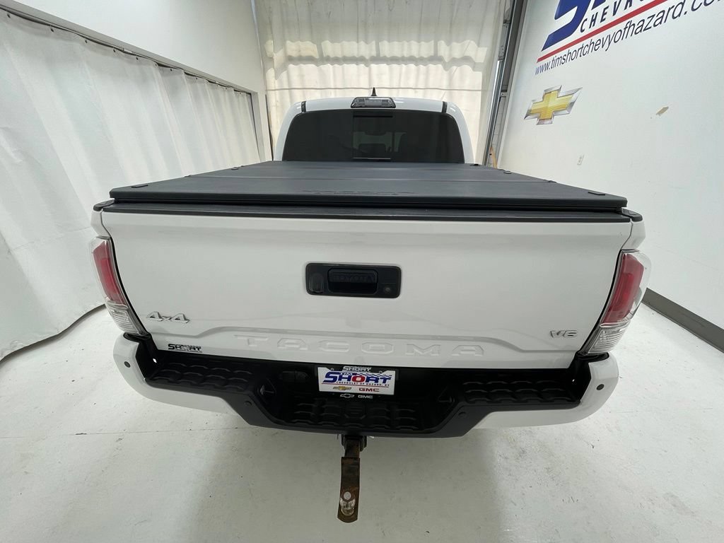 Used 2019 Toyota Tacoma Limited AWD/4WD image 5