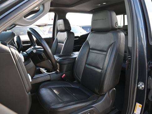 Used 2022 GMC Sierra 1500 Denali w/ Denali Premium Package AWD/4WD image 18