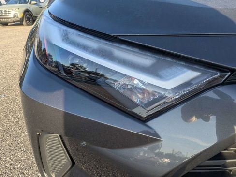 Used 2025 Toyota RAV4 XLE w/ Convenience Package FWD image 10