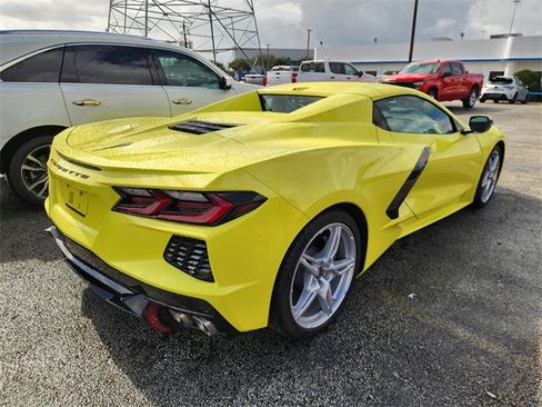 Used 2021 Chevrolet Corvette Stingray image 5