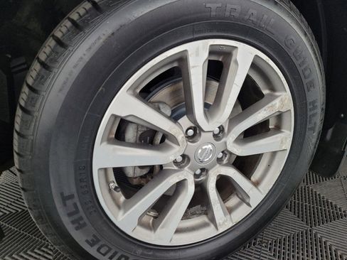 Used 2020 Nissan Pathfinder SL AWD/4WD image 31