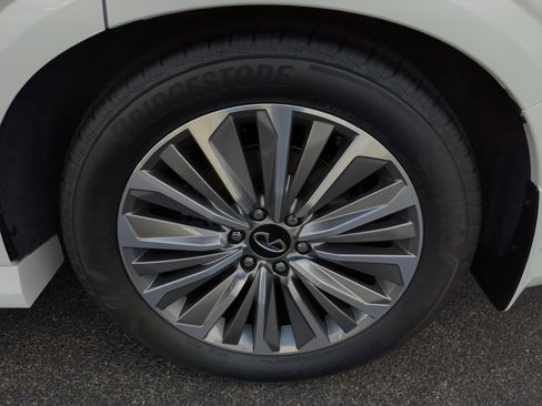 New 2026 INFINITI QX80 Luxe w/ Cargo Package image 34