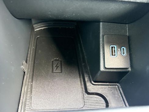 Used 2024 Ford Edge Titanium AWD/4WD image 14