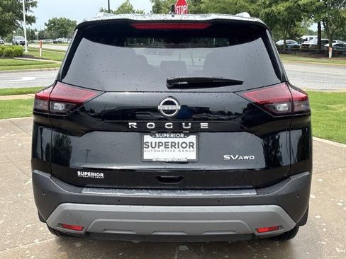 Used 2023 Nissan Rogue SV w/ SV Premium Package AWD/4WD image 5