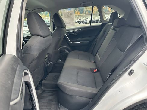 Used 2024 Toyota RAV4 LE image 15