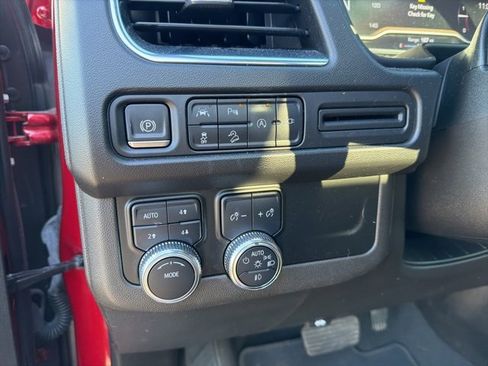 Used 2022 GMC Yukon AT4 image 37