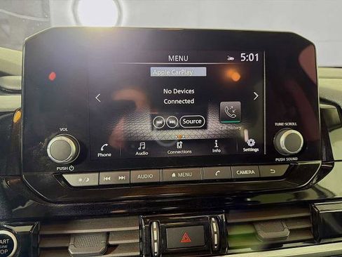 Certified 2024 Nissan Pathfinder SV image 12