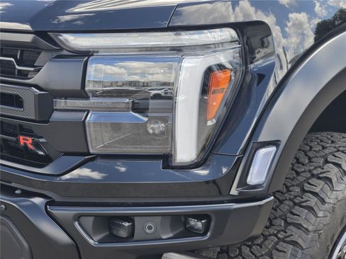 Used 2025 Ford F150 Raptor w/ Equipment Group 803A Raptor R AWD/4WD image 10