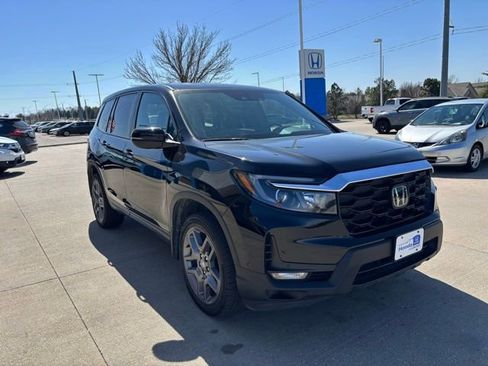 Used 2022 Honda Passport EX-L image 2