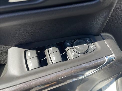 Used 2020 Chevrolet Silverado 1500 LTZ w/ LTZ Premium Package image 19