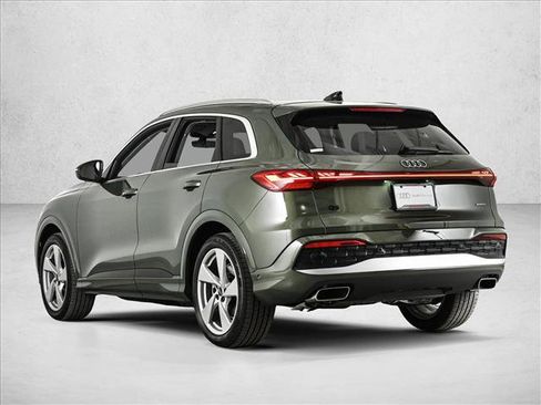 New 2025 Audi Q5 Prestige image 8