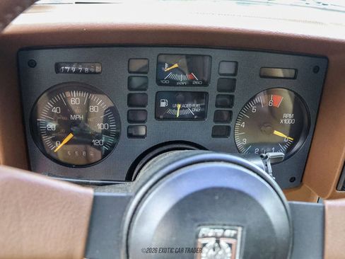 Used 1988 Pontiac Fiero GT RWD image 28