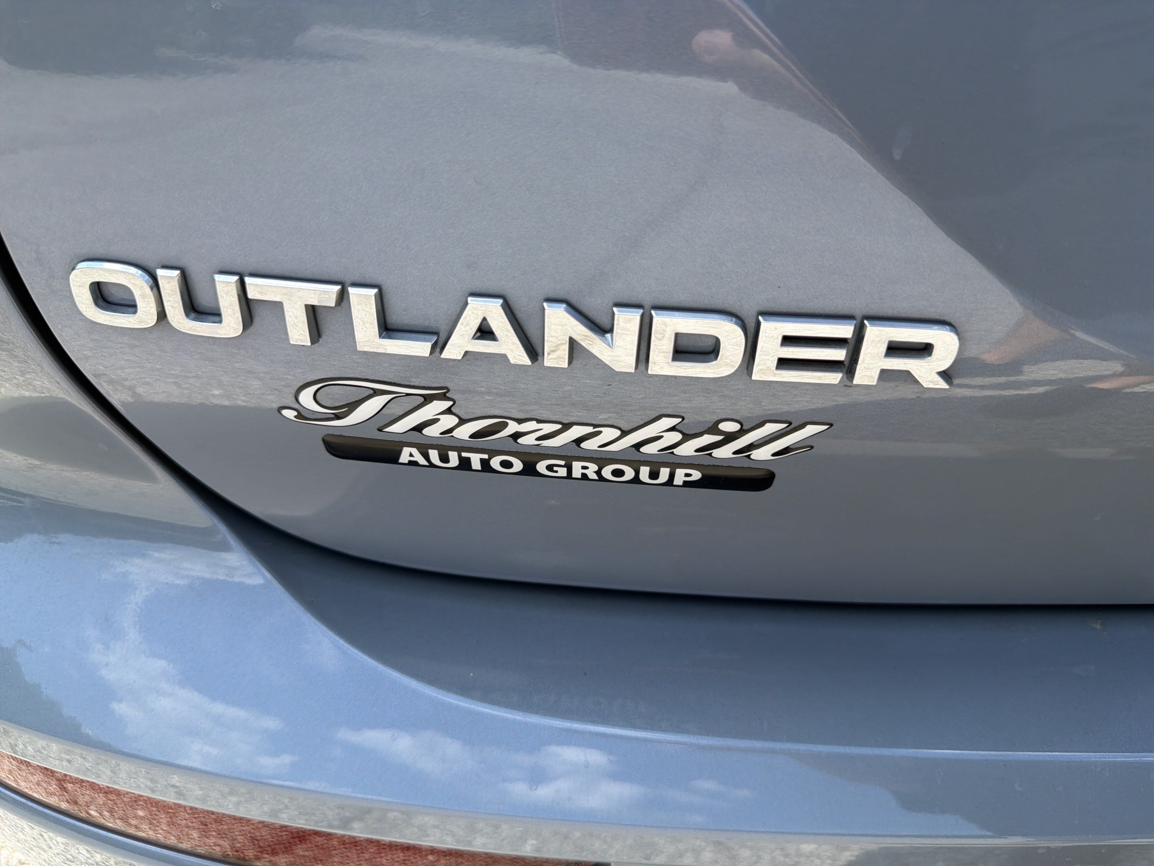 Used 2025 Mitsubishi Outlander SEL AWD/4WD image 13