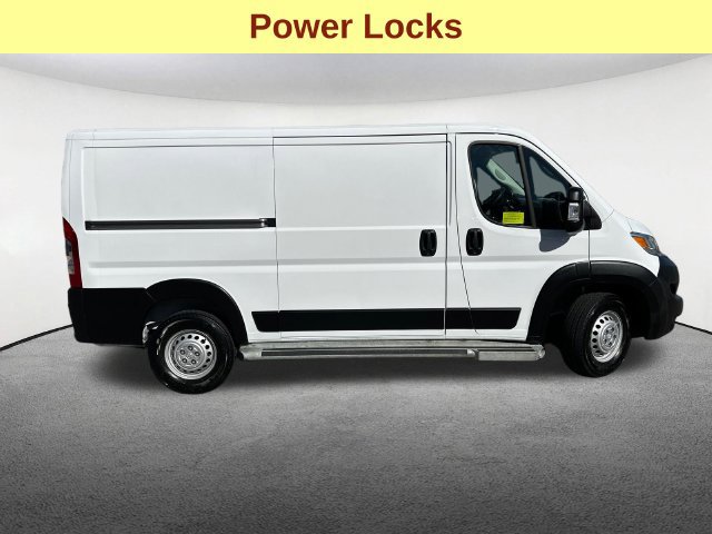 Used 2025 RAM ProMaster 2500 w/ U-Haul Equipment Group FWD image 13