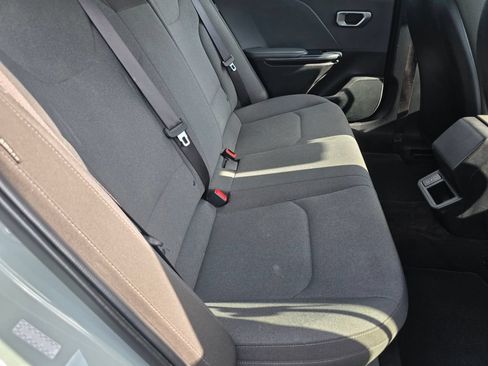 Used 2025 Kia K4 FWD image 10