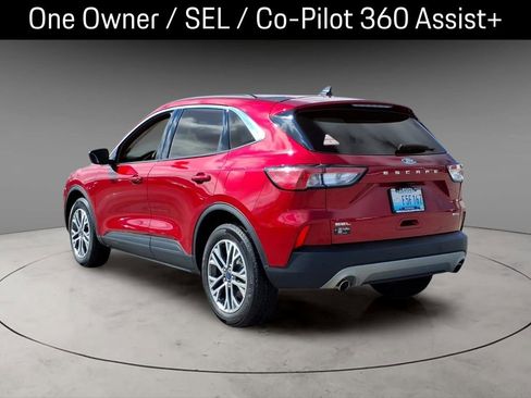 Used 2022 Ford Escape SEL image 6