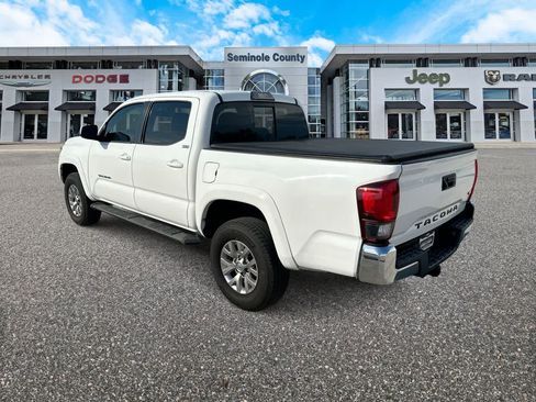 Used 2019 Toyota Tacoma SR5 RWD image 6