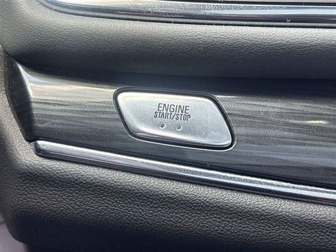 Certified 2024 Buick Enclave Essence w/ Experience Buick Package AWD/4WD image 16