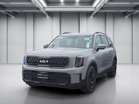 Used 2024 Kia Telluride EX X-Line image 3