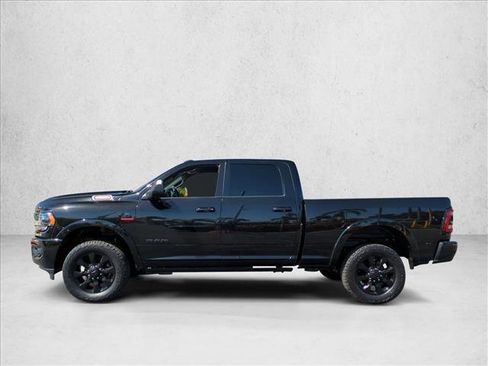 Certified 2022 RAM 2500 Limited w/ Night Edition image 9